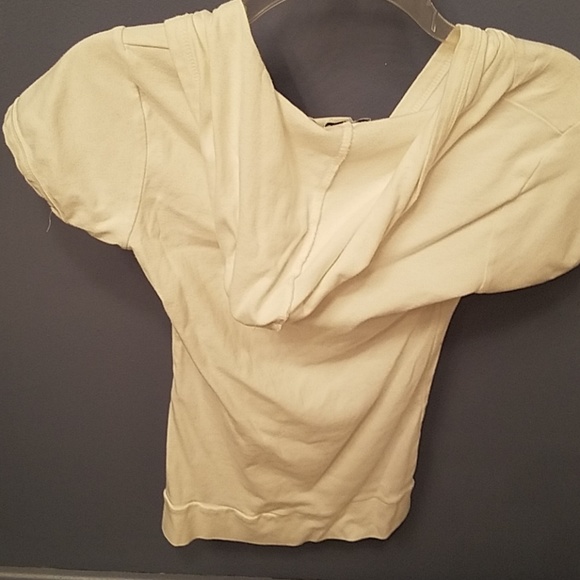 Top - Picture 2 of 2